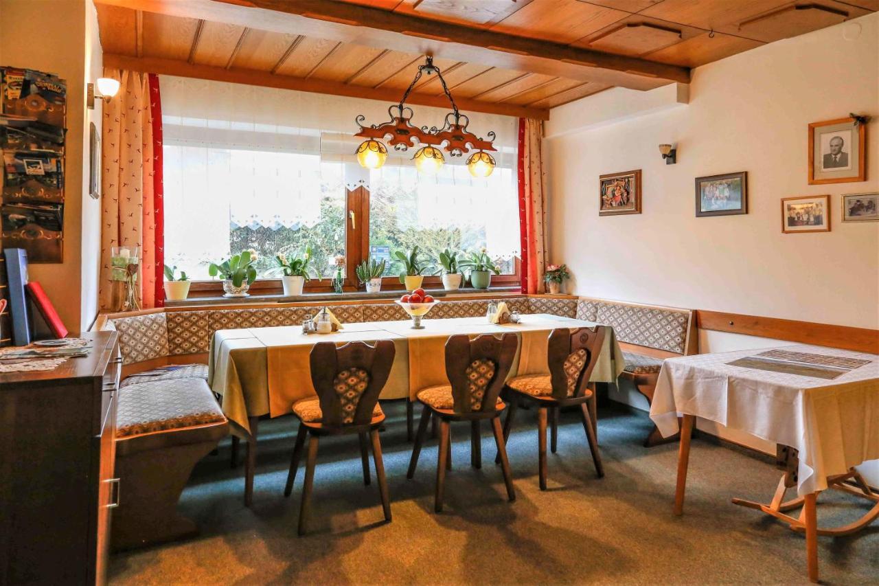 Gaestehaus Fidelis Grafenwiesen ภายนอก รูปภาพ